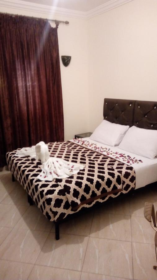 San Mao Sahara Hotel ลาอโยน ภายนอก รูปภาพ