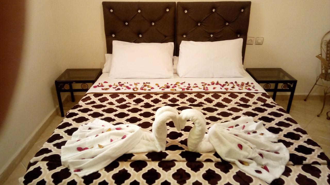 San Mao Sahara Hotel ลาอโยน ภายนอก รูปภาพ