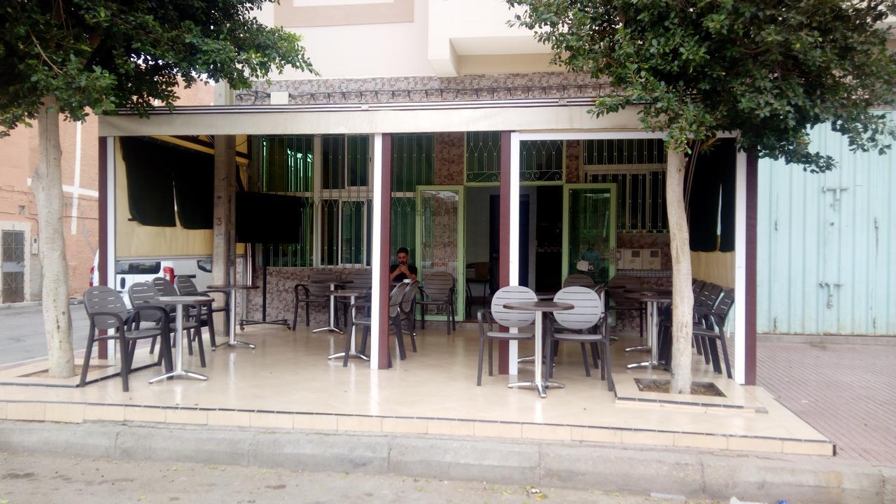 San Mao Sahara Hotel ลาอโยน ภายนอก รูปภาพ